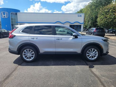 New 2026 Honda CR-V EX image 2