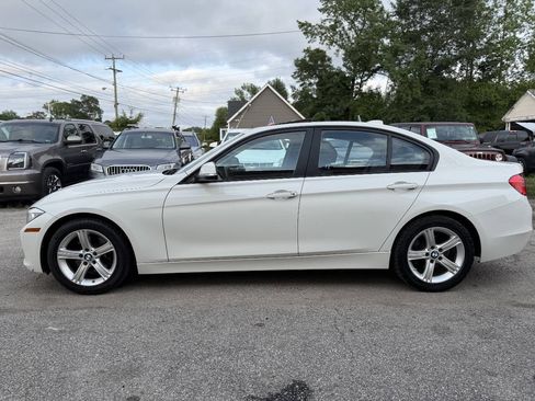 Used 2013 BMW 328i Sedan RWD image 5