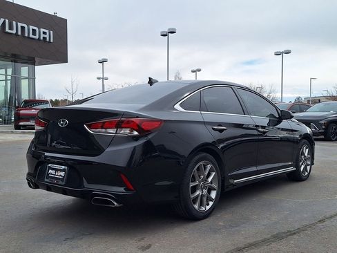 Used 2018 Hyundai Sonata Limited image 3
