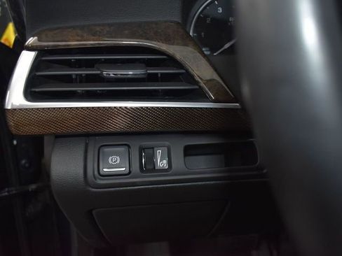 Used 2018 Cadillac CT6 Luxury image 15