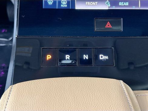 Used 2025 INFINITI QX80 Sensory AWD/4WD image 19