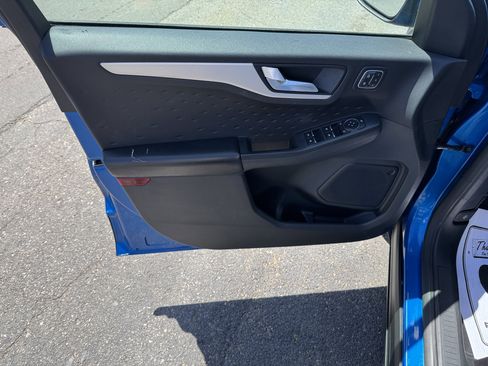 Used 2020 Ford Escape SEL AWD/4WD image 7
