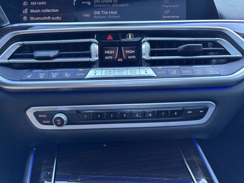 Used 2020 BMW X5 xDrive40i w/ Convenience Package image 21