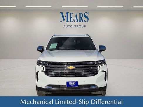Used 2023 Chevrolet Suburban Premier image 8