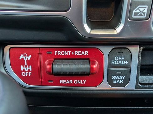 Used 2023 Jeep Wrangler Unlimited Rubicon w/ Steel Bumper Group image 26