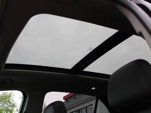 Used 2018 Chevrolet Equinox Premier image 79