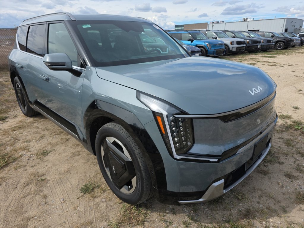 Certified 2024 Kia EV9 Land AWD/4WD image 7