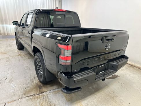 Certified 2026 Nissan Frontier SV w/ All-Weather Content Package AWD/4WD image 2