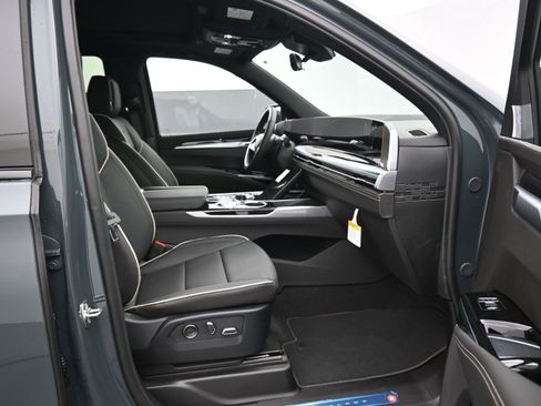 New 2026 Cadillac Escalade Sport w/ LPO, ONYX Package image 13