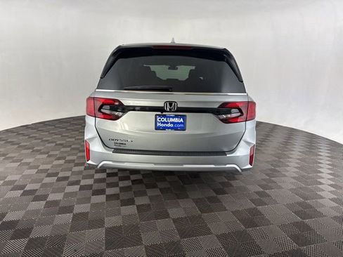 Certified 2026 Honda Odyssey EX-L image 9