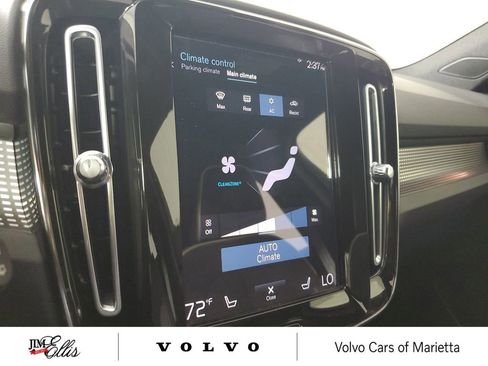 Used 2021 Volvo XC40 T5 R-Design w/ Advanced Package AWD/4WD image 32