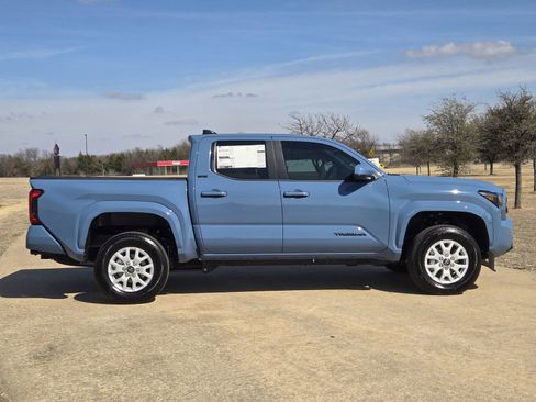 New 2026 Toyota Tacoma SR5 image 7