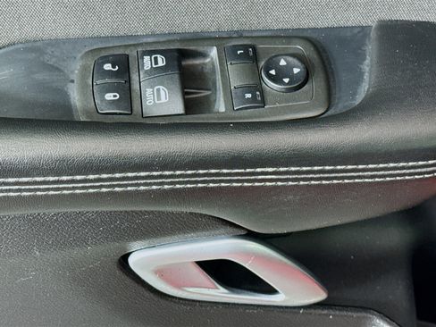 Used 2022 Dodge Challenger GT image 23