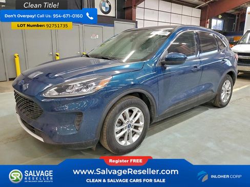 Used 2020 Ford Escape SE FWD image 1