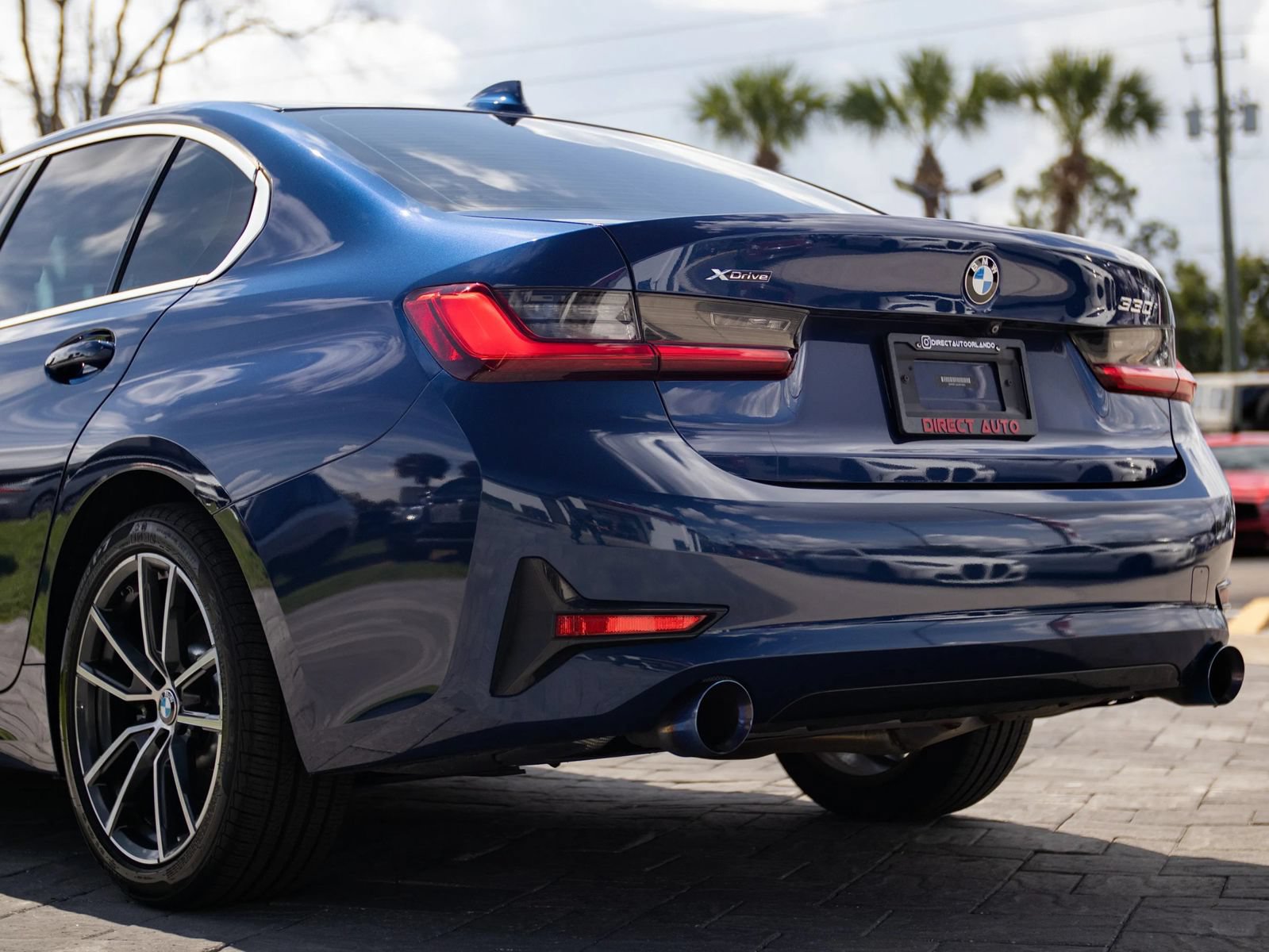 Used 2020 BMW 330i xDrive Sedan AWD/4WD image 11