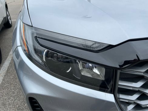 Used 2022 Honda Passport TrailSport image 2