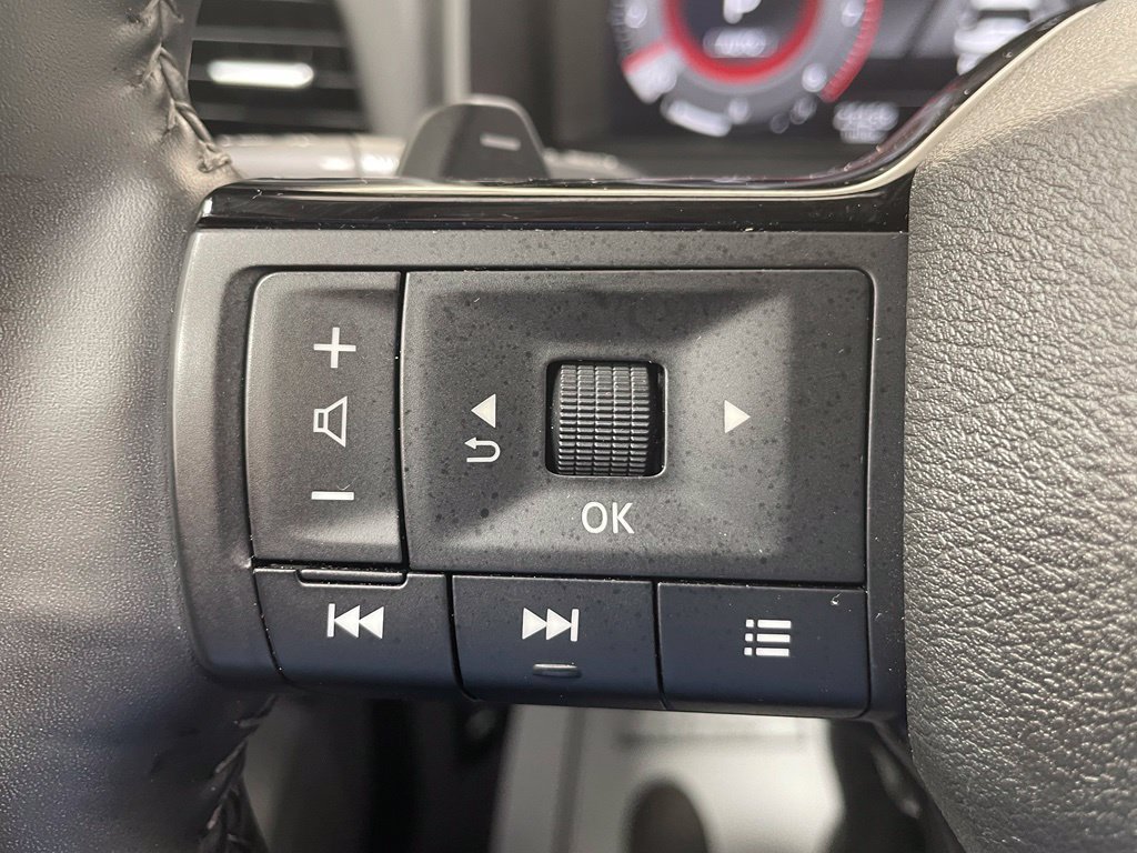 Used 2026 Nissan Rogue SL AWD/4WD image 28