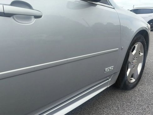 Used 2009 Chevrolet Impala SS w/ Convenience Package FWD image 26