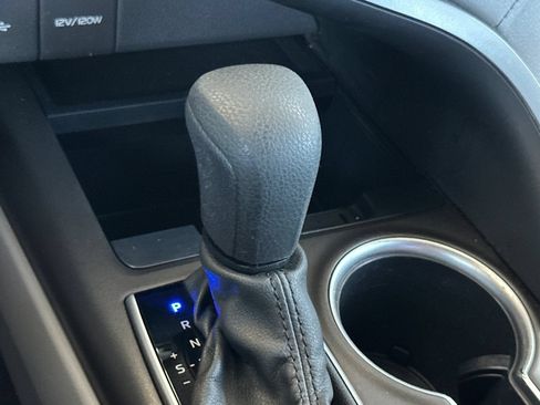 Certified 2022 Toyota Camry LE FWD image 23