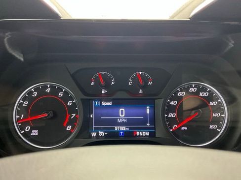 Used 2022 Chevrolet Camaro LT RWD image 9