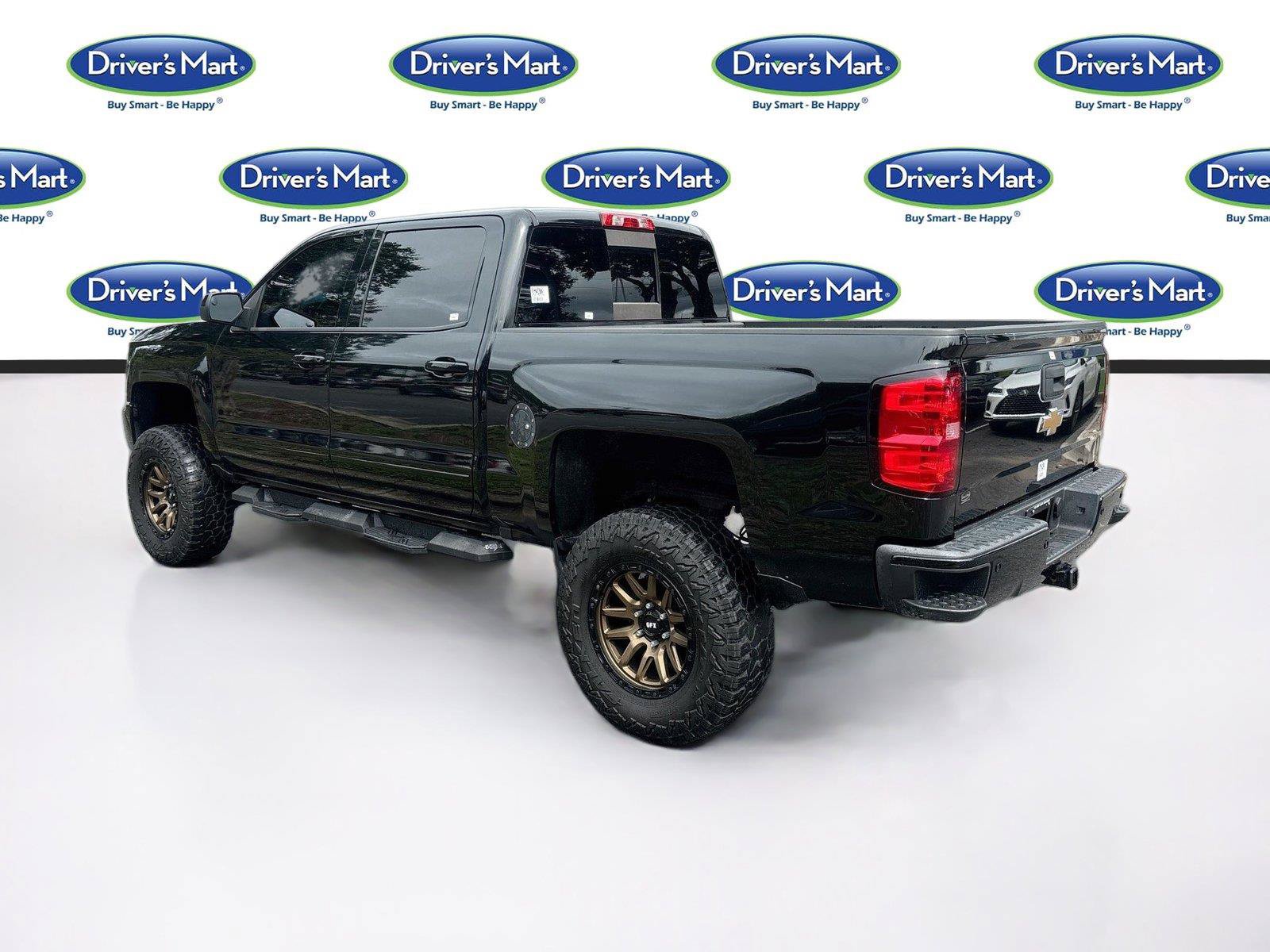 Used 2018 Chevrolet Silverado 1500 LT w/ All Star Edition AWD/4WD image 5