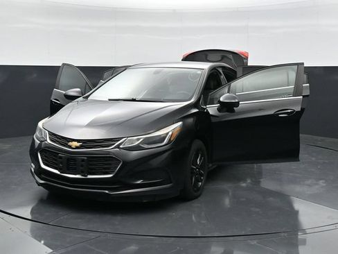 Used 2016 Chevrolet Cruze LT w/ LT Convenience Package FWD image 44