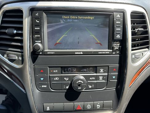 Used 2013 Jeep Grand Cherokee Limited image 20