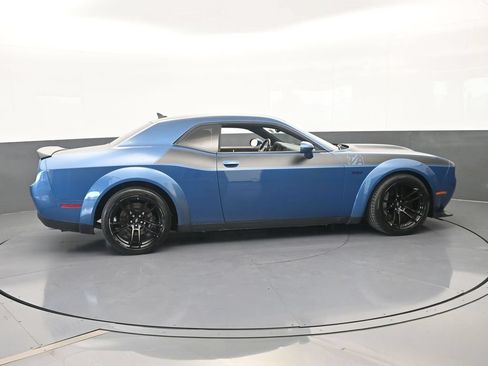 Used 2021 Dodge Challenger R/T Scat Pack RWD image 7