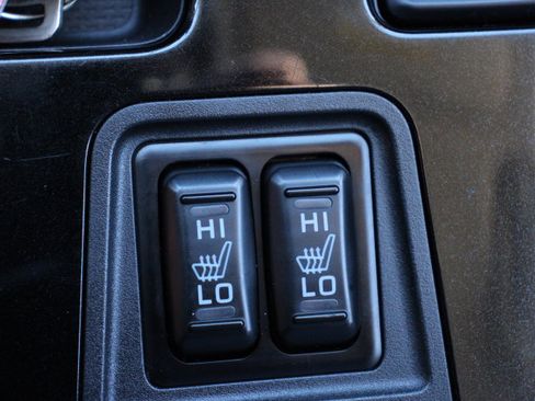 Used 2019 Mitsubishi Outlander SEL image 28