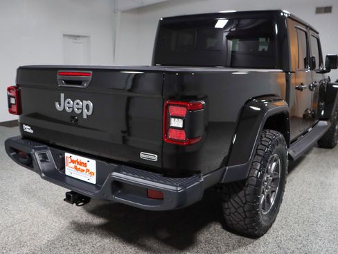 Used 2021 Jeep Gladiator Overland w/ Popular Equipment Package image 8