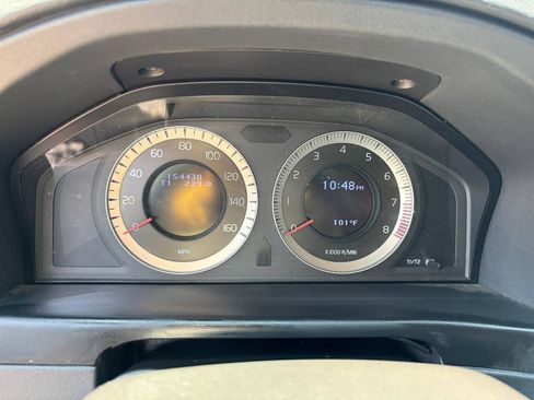 Used 2010 Volvo XC70 3.2 AWD/4WD image 8