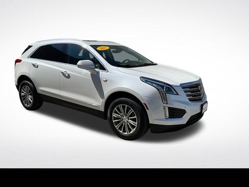 Used 2017 Cadillac XT5 Luxury w/ Driver Awareness Package FWD image 22