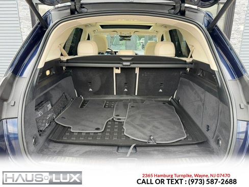 Used 2021 Mercedes-Benz GLE 350 4MATIC w/ AMG Line Exterior image 29