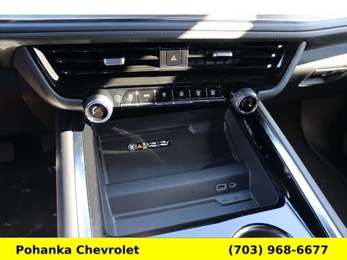 New 2026 Chevrolet Suburban High Country image 16