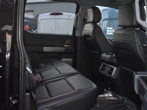 New 2025 Ford F350 Lariat w/ Lariat Ultimate Package image 12