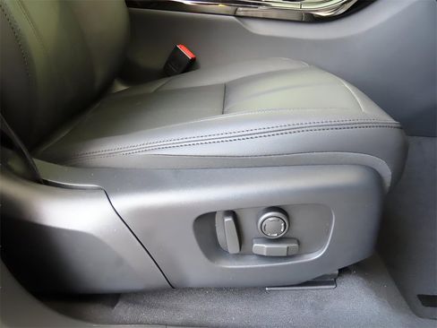 New 2026 Land Rover Range Rover Evoque Dynamic SE image 11