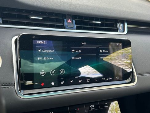 Used 2020 Land Rover Range Rover Evoque SE image 21