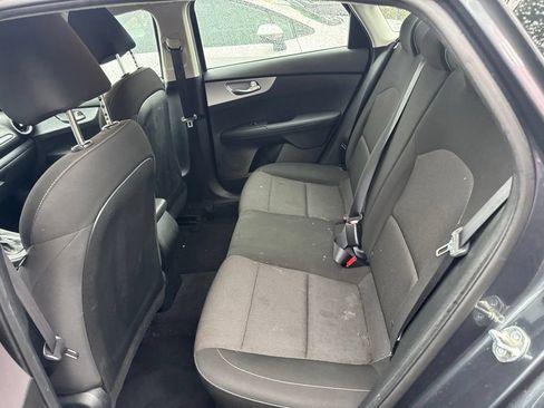 Used 2024 Kia Forte LXS w/ LXS Technology Package FWD image 10