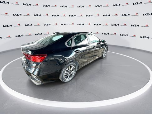 Certified 2023 Kia Forte LXS image 8