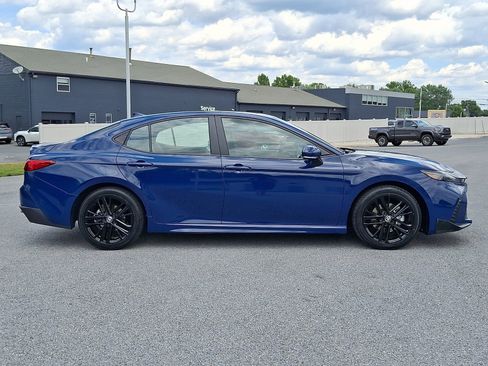 Certified 2025 Toyota Camry SE w/ Convenience Package FWD image 8