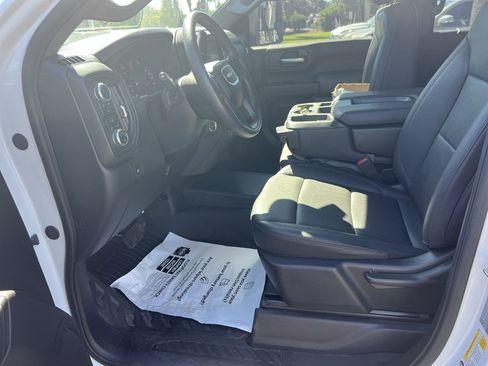 Used 2025 GMC Sierra 2500 Pro AWD/4WD image 16