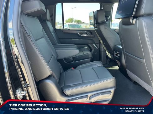 New 2026 GMC Yukon XL Denali w/ Denali Reserve Package AWD/4WD image 18