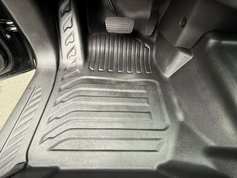 Used 2023 Chevrolet Silverado 1500 W/T w/ WT Convenience Package image 15