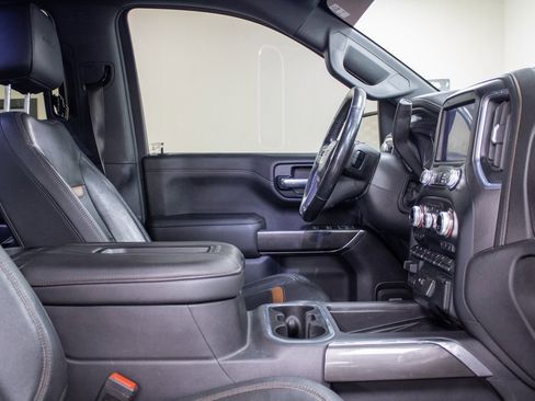 Used 2019 GMC Sierra 1500 AT4 w/ AT4 Premium Package image 4