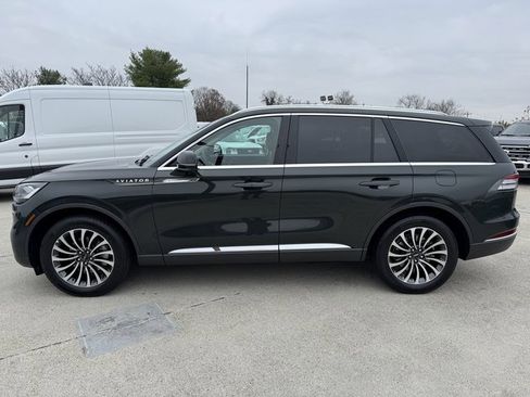 Used 2022 Lincoln Aviator AWD w/ Premium Package image 9