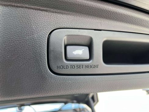 Used 2024 Honda CR-V EX-L image 18