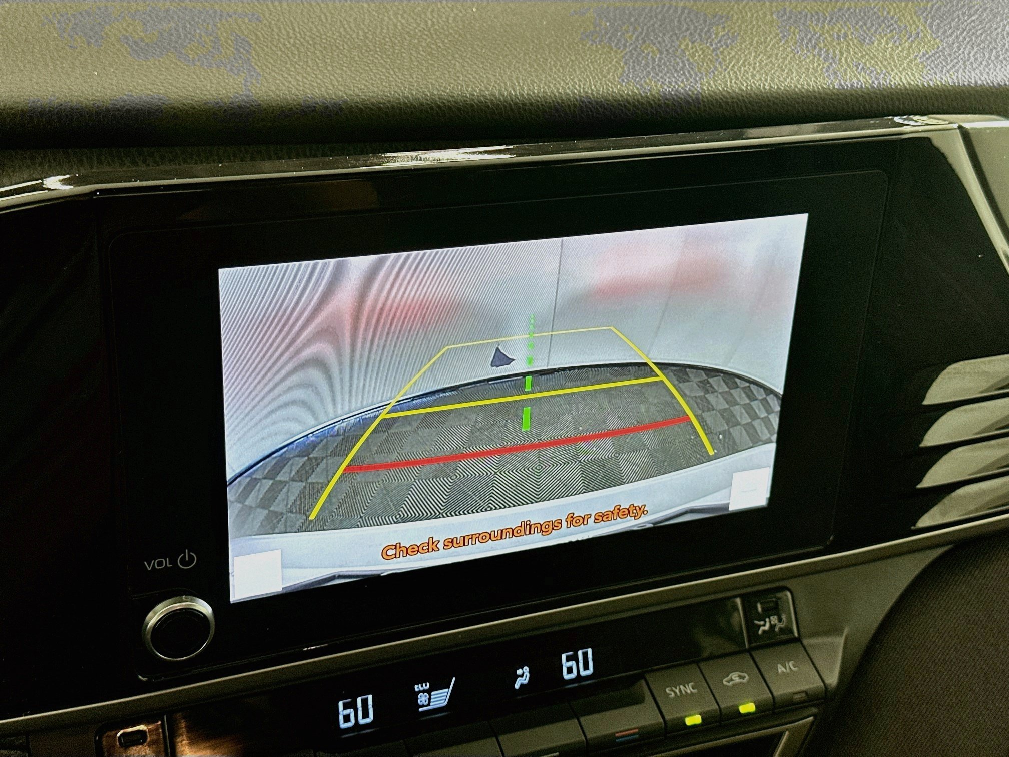 Used 2025 Toyota Camry LE FWD image 22