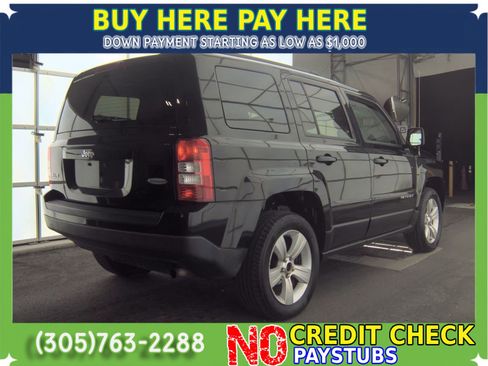 Used 2016 Jeep Patriot Latitude AWD/4WD image 3