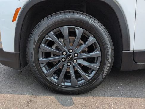 Used 2023 Chevrolet Traverse RS w/ LPO, Floor Liner Package AWD/4WD image 36