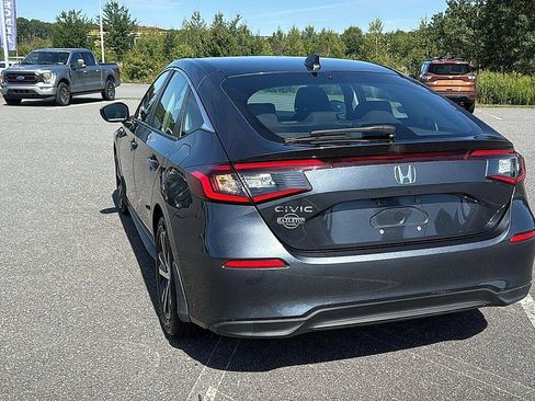 Used 2023 Honda Civic LX image 8